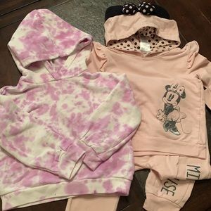 Bundle of two sweater sets 3t
